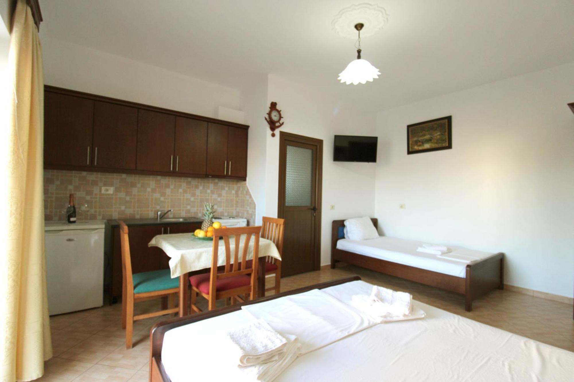 Garden Villa Dhesara Ksamil Kültér fotó